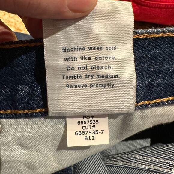 Carhartt Relaxed Fit Cotton Denim Jeans in a 42 x 30 - Picture 6 of 6